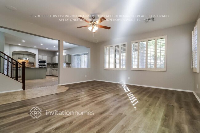 Foto del edificio - 16174 W Hilton Ave