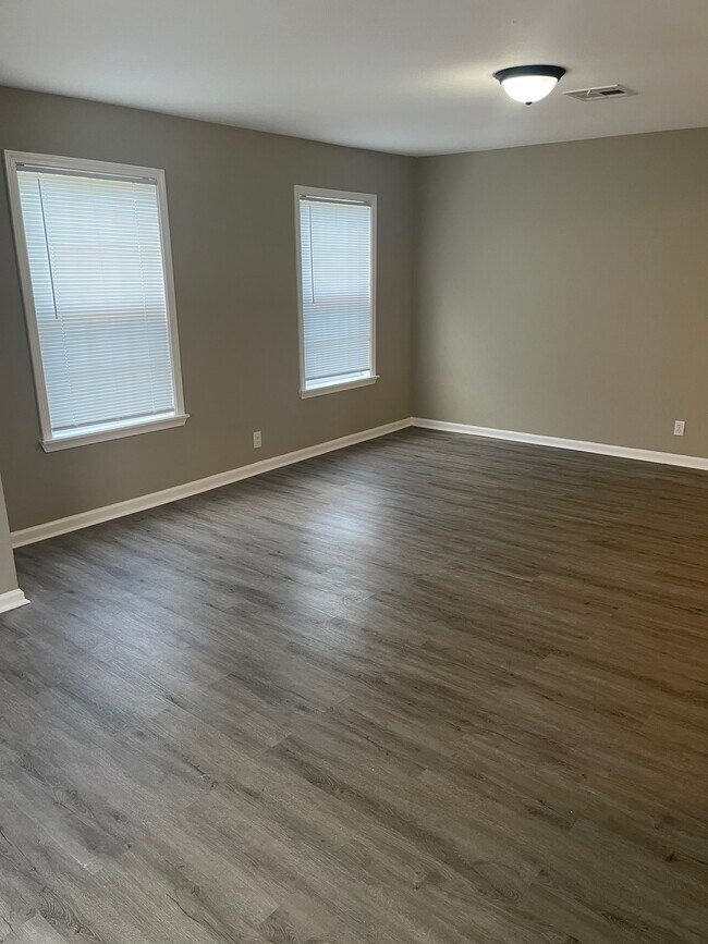 Building Photo - 2400 Demarest St