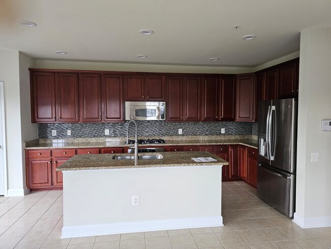 Foto del edificio - 2325 Brookmoor Ln