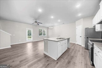 Building Photo - 208 Harrison St