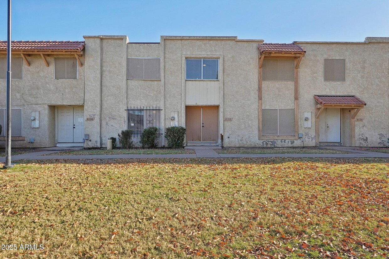 Foto principal - 8128 N 32nd Ave