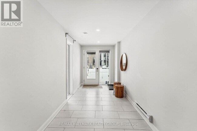 Building Photo - 167 Boundstone Way