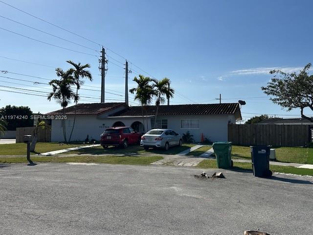 Building Photo - 10700 SW 70th St