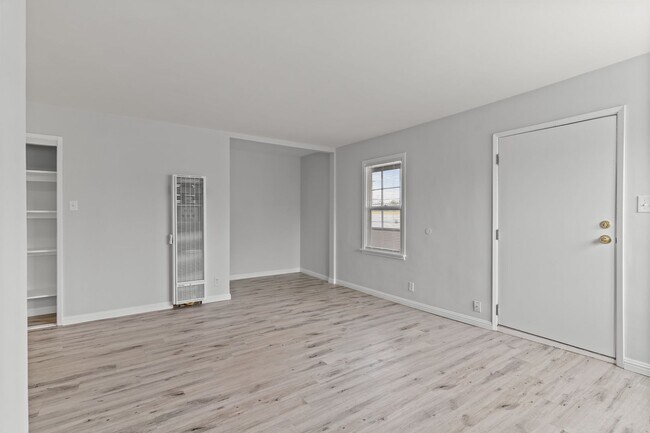 Foto del edificio - 935 N Washington Pl