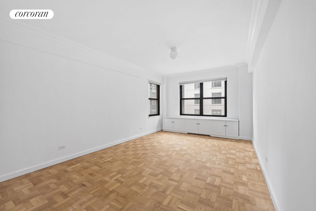Foto del edificio - 9 E 56th St