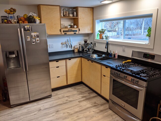 3151 800 E - 3151 800 E Apartment
