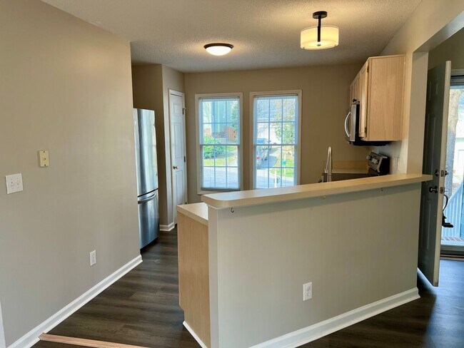 Building Photo - 109 Old Dock Trail, Cary- Bev Roberts Rent...
