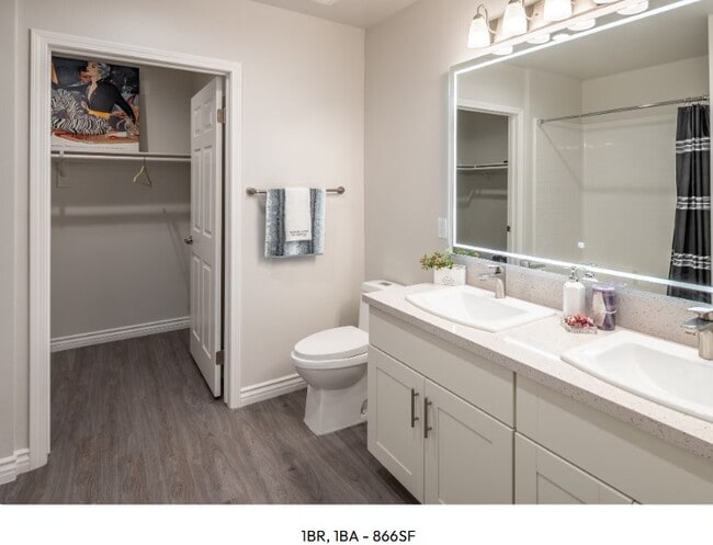 Foto del edificio - Centerpointe at Market