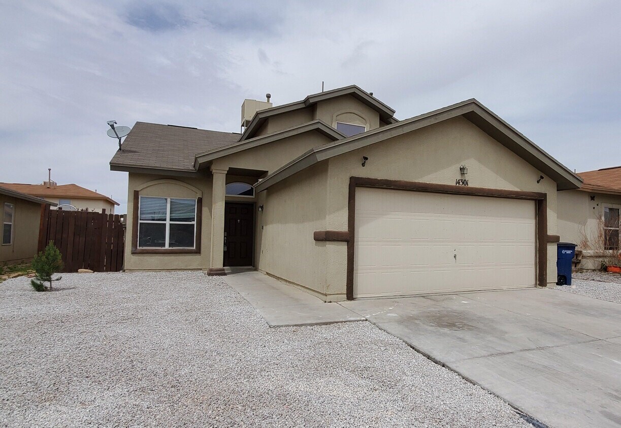 14301 Patriot Point Dr, El Paso, TX 79938 House for Rent in El Paso