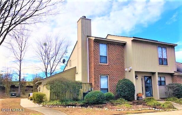 Primary Photo - 105 Sunshine Ln