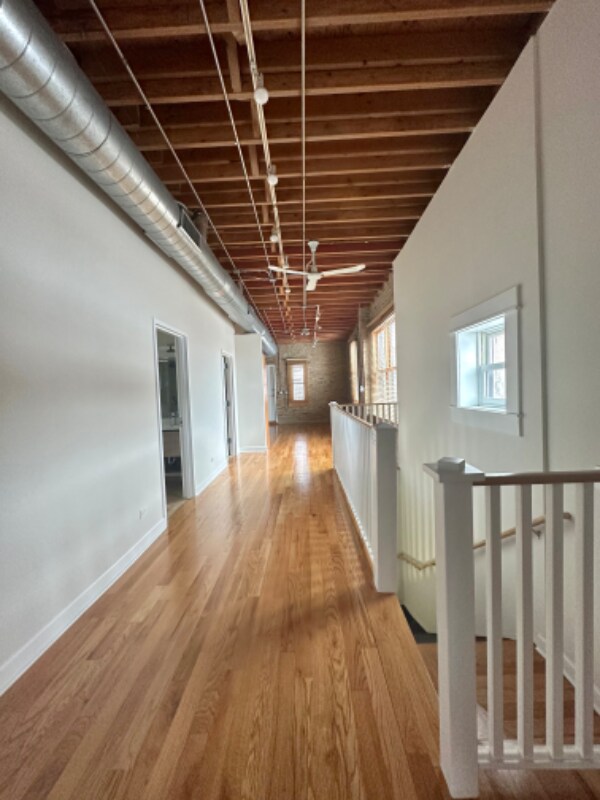 Primary Photo - 5413 N Clark St