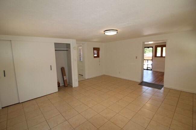 Building Photo - 227A Rosario Blvd