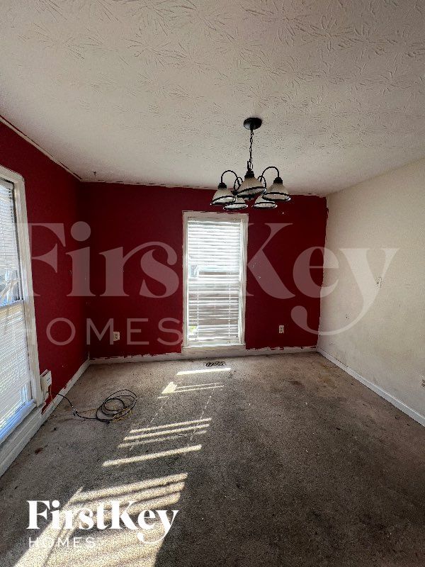 Foto del edificio - 4923 Autumn Cir