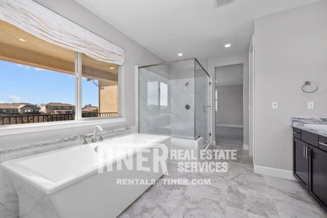 Building Photo - Luxury El Dorado Hills Estate in Blackstone