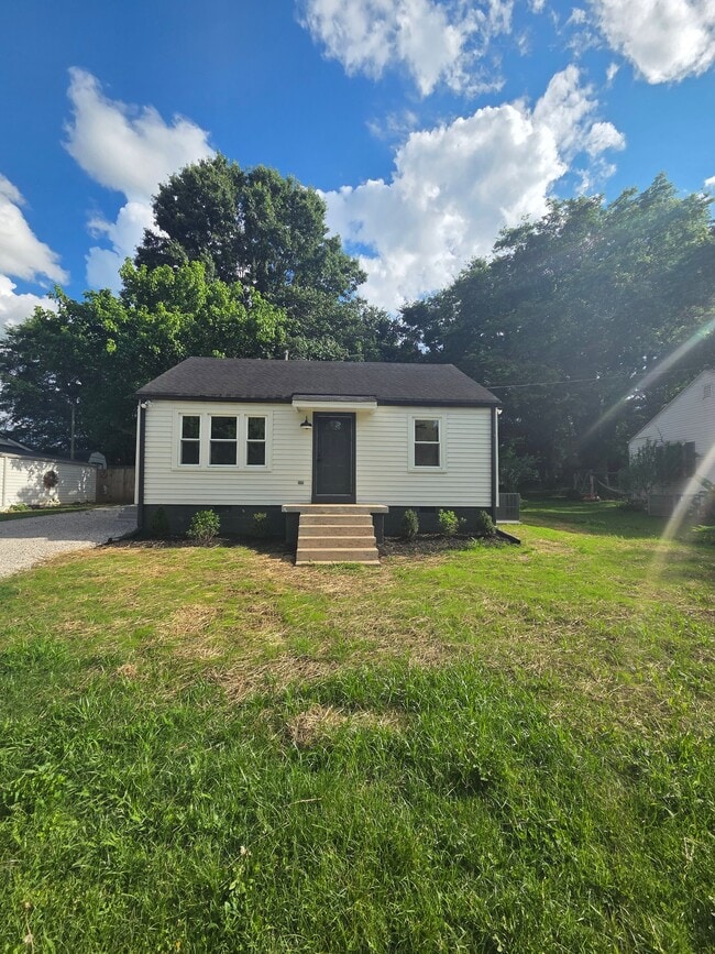 Building Photo - 118 Sunset Ln