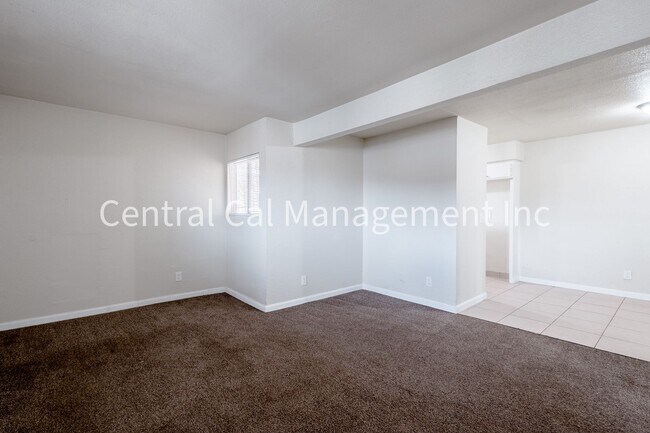 Foto del edificio - 813 Karma Ct