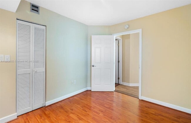Building Photo - 8215 SW 152nd Ave