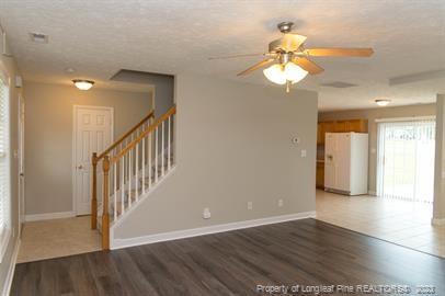Foto del edificio - 261 Highland Forest Dr