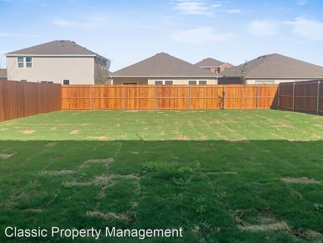 Building Photo - 4 br, 2.5 bath House - 13320 Ridings Dr.