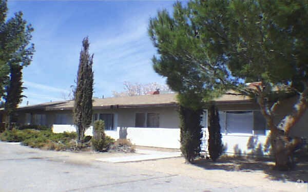 Foto del edificio - 12636 Kiowa Rd