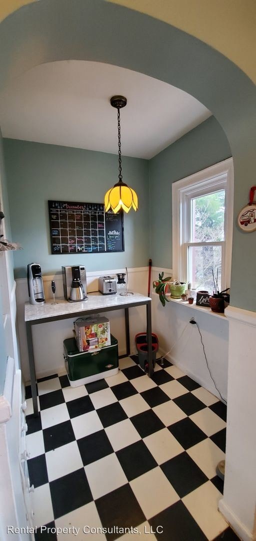 Building Photo - 2 br, 1 bath House - 111 Benjamin Ave SE