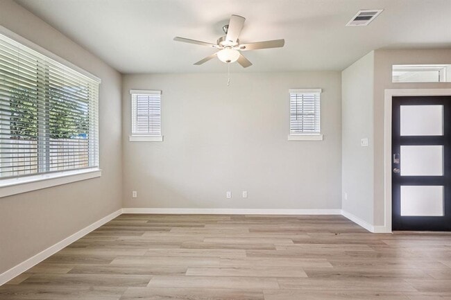 Building Photo - 17127 White Acer Way