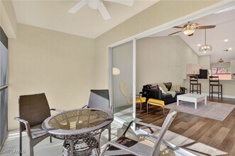 Building Photo - 209 Robin Hood Cir