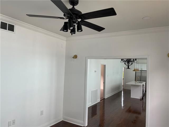 Foto del edificio - 3208 Louisiana Ave Pkwy