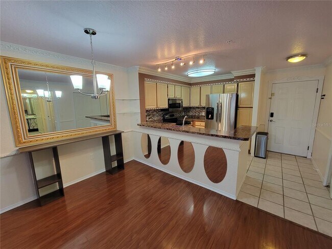 Foto del edificio - 14013 Fairway Island Dr