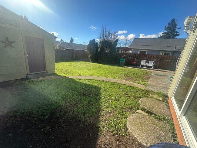 Foto del edificio - 5324 SE Lambert St