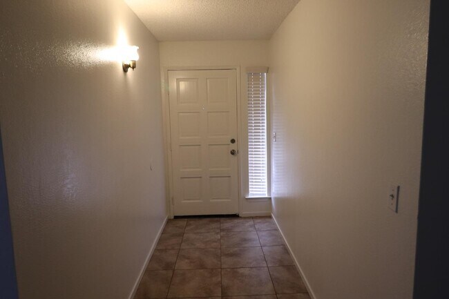 Building Photo - 9388 N Archie Ave