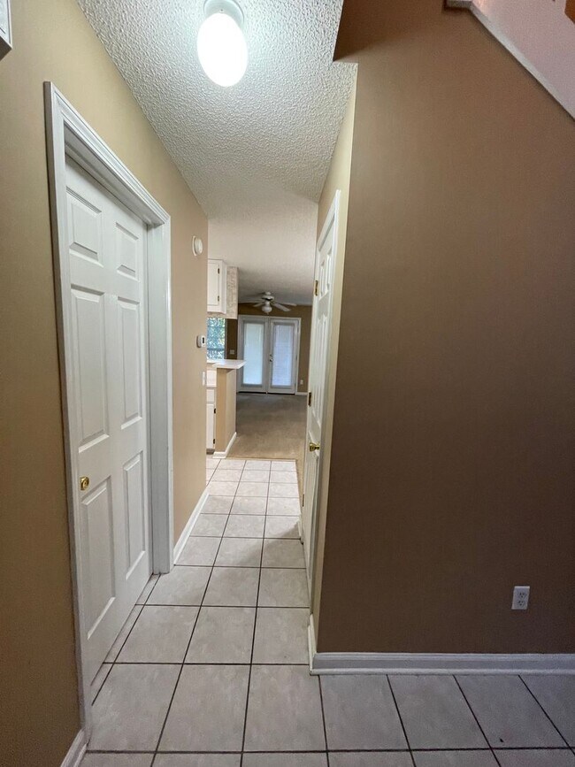 Foto del edificio - Foxchase Subdivision