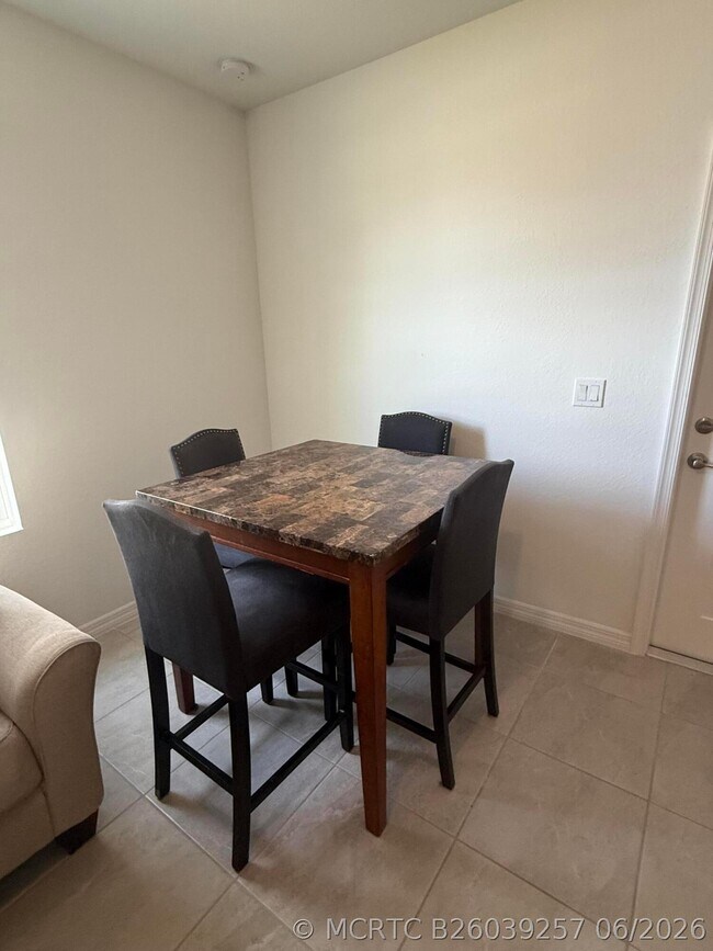 Foto del edificio - 3414 SW Princeton St