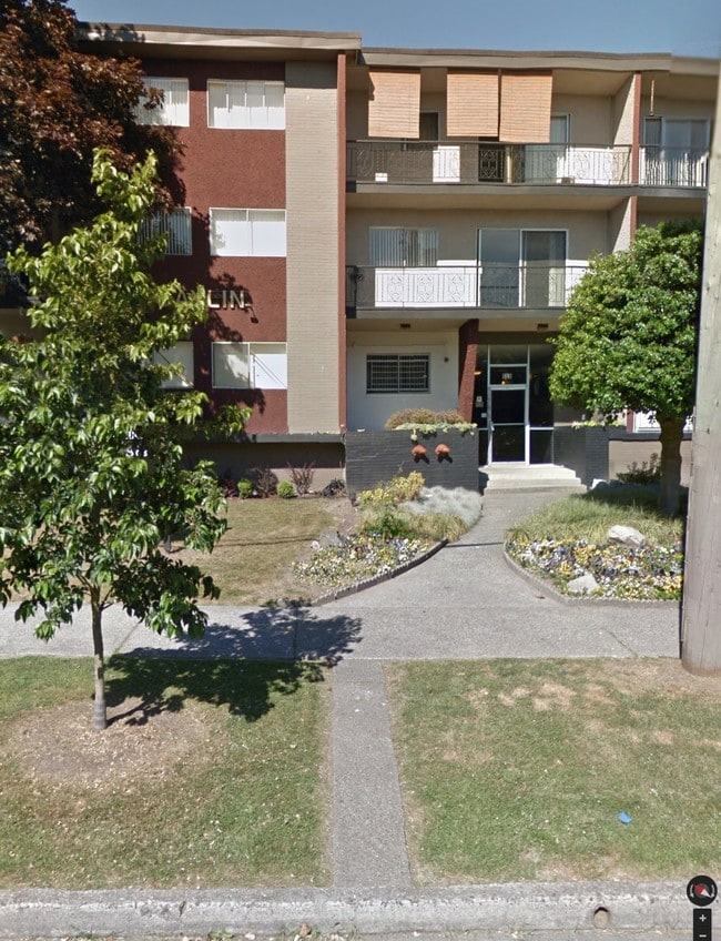 Building Photo - Daylin Manor Apartments