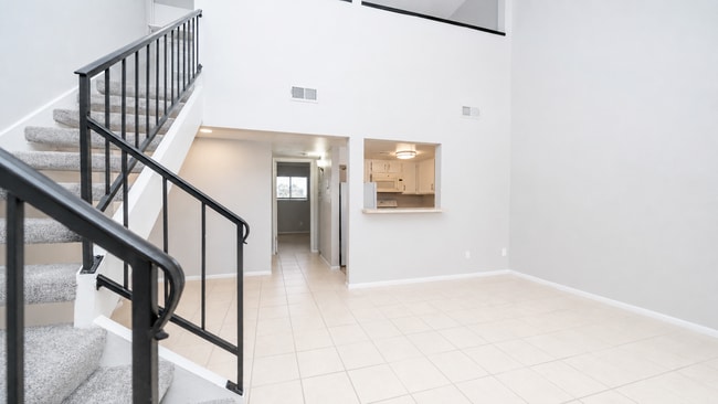 Building Photo - 1831 W Mulberry Dr