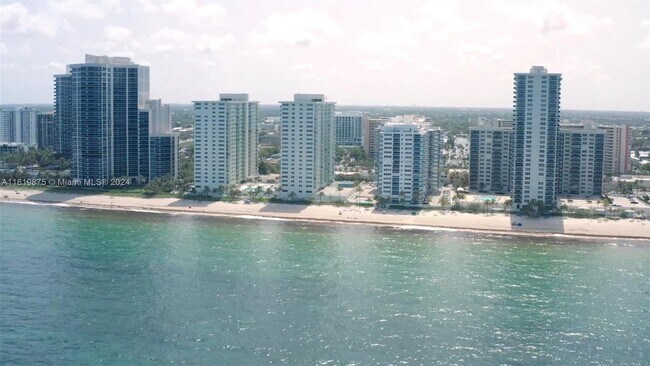 Foto del edificio - 3400 Galt Ocean Dr