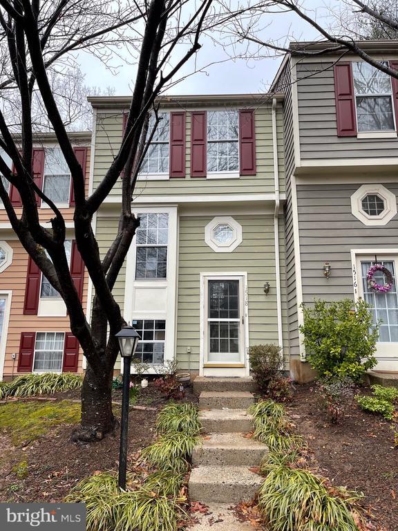 Foto principal - 1518 Woodcrest Dr