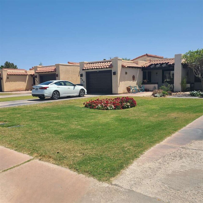503 W 37th St, Yuma, AZ 85365 Condo for Rent in Yuma, AZ