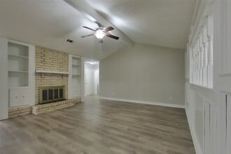 Building Photo - 7331 Millbrae Ln