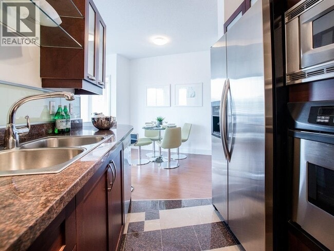 Building Photo - 1228 W Hastings St