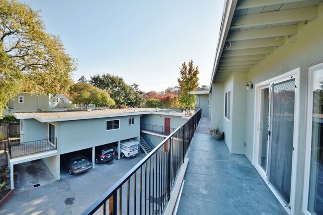 Building Photo - 1208 Sir Francis Drake Blvd