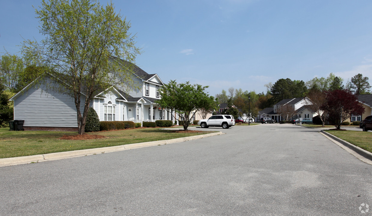 Primary Photo - Sterling Pointe Town Homes