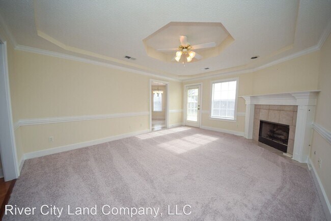 Building Photo - 3 br, 2 bath House - 105 Doe Trail