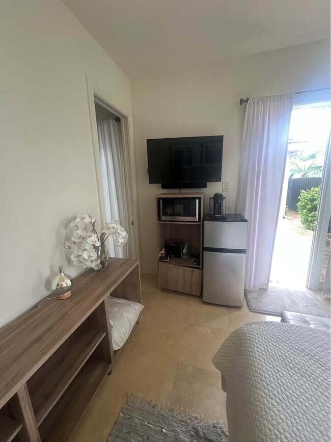 Foto del edificio - 505 SW 16th Ct