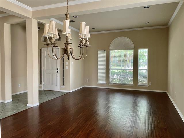 Building Photo - 2636 Pine Springs Dr