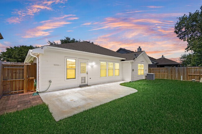 Building Photo - 21623 Dalton Spring Ln