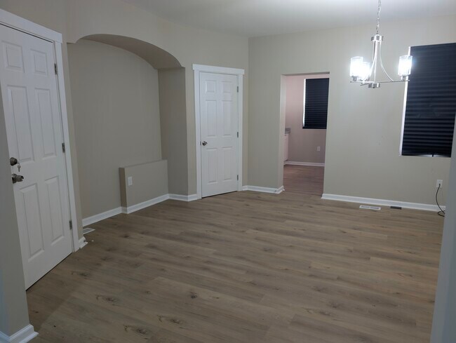 Foto del edificio - 4211 Sheldon Ave