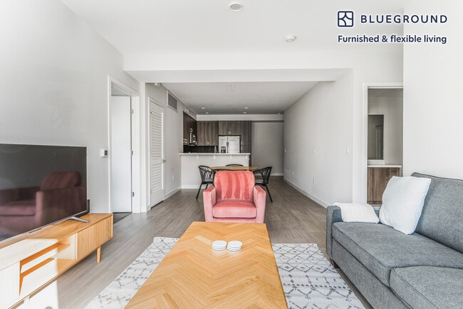 Building Photo - 1545 San Antonio St