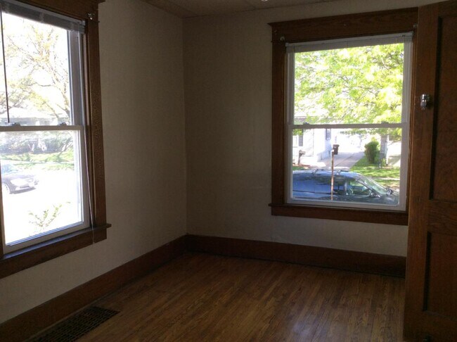 Foto del edificio - 1409 N 14th St