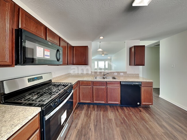 Foto del edificio - 3919 Hawthorne Glen Ct